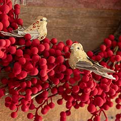 Red Berry Songbird Wreath Image 2