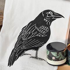 Raven & Candle Gift Set Image 4