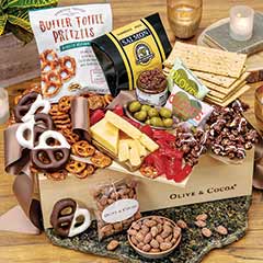 Sweet & Salty Treats: Merry Christmas Crate Image 1